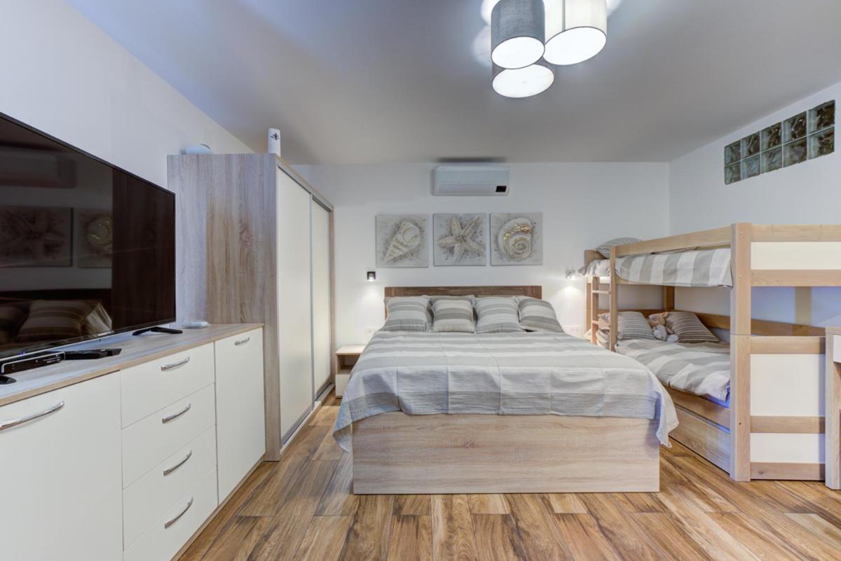 Cvrk Family House Novi Vinodolski Εξωτερικό φωτογραφία